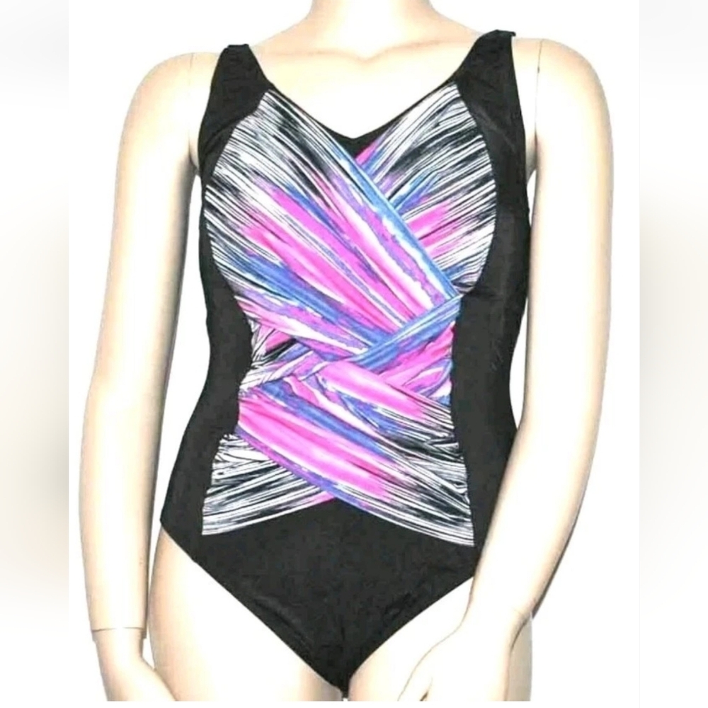 D&Co Beach Wireless Criss Cross Swimsuit PlusSz 20W Slimming Tummy Control Nwot